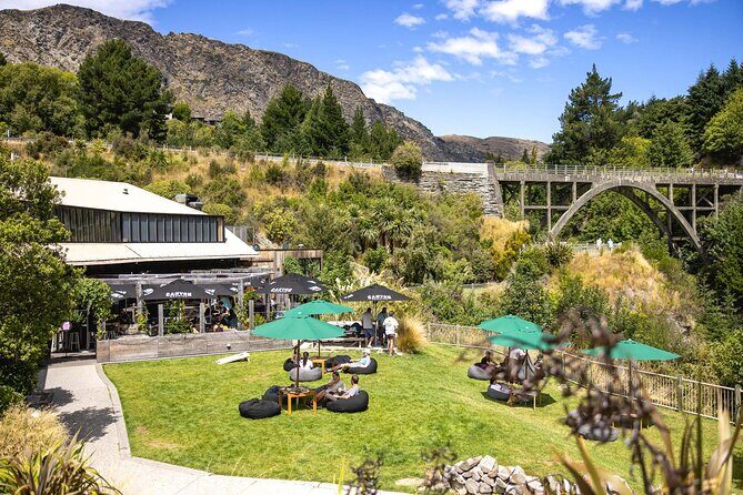 Queenstown Gin, Wine & Beer Tour | Adults Only - A late-afternoon tasting route through Queenstown and Arrowtown