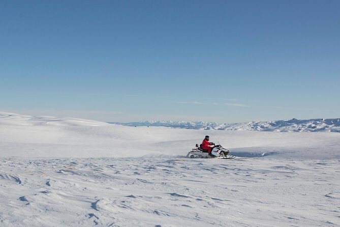 Queenstown Heli-Snowmobiling Adventure - How the Guide Matches the Ride to Your Ability