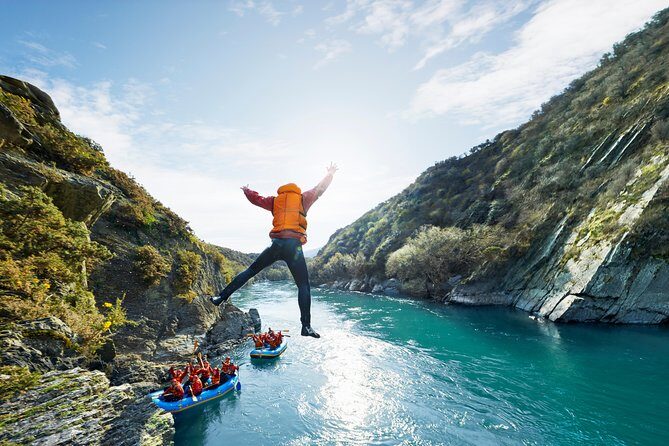 Queenstown Kawarau River Rafting and Jet Boat - From RealNZ Visitor Centre to your water adventure in 4.5 hours
