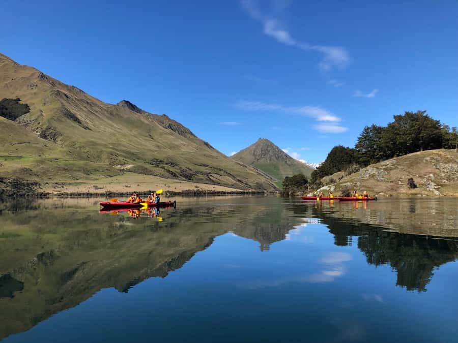 Queenstown: Kayaking or SUP Experience on Moke Lake - What to pack (and what to wear) so wind and spray don’t ruin your day