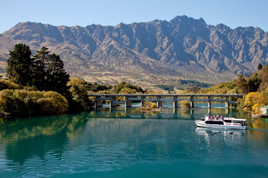 Queenstown: Lake Wakatipu Scenic Cruise - How to Plan Your Day Around the Cruise