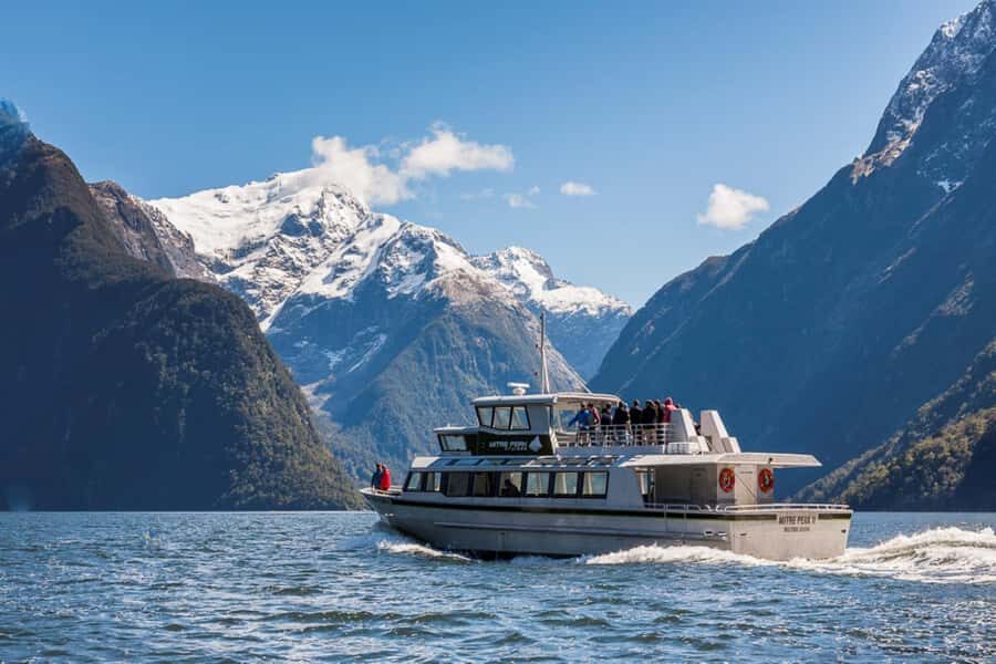Queenstown: Milford Sound Cruise with Helicopter Transfer - FAQ