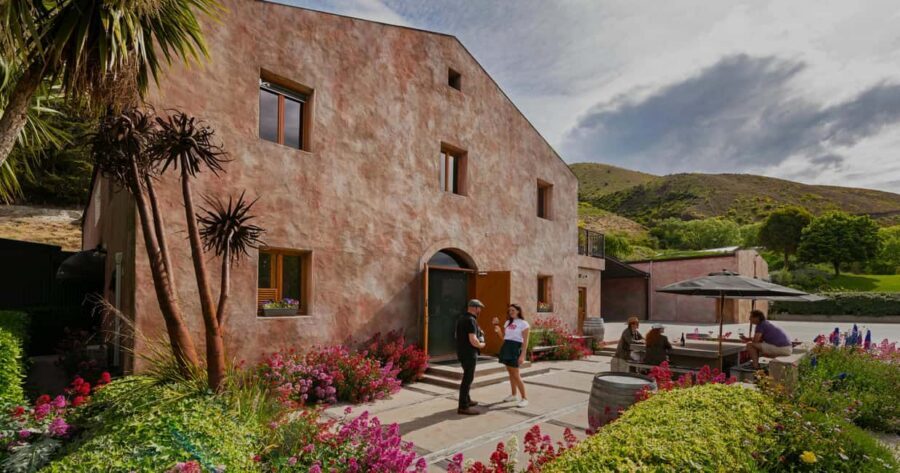 Queenstown: Premium Wine Tasting Tour - Stop-by-stop: how the day flows without feeling rushed