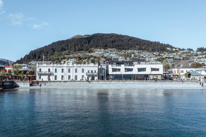 Queenstown Progressive Dinner & Wine Tour | 3 Stunning Locations - What’s Actually Included: Wine Tastings, Alcohol, and a Progressive Meal