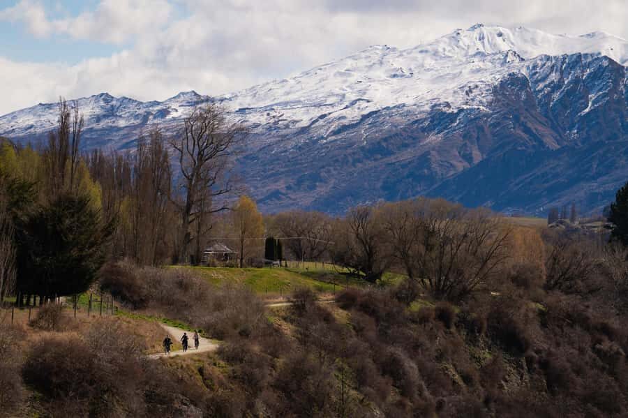 Queenstown: Self-Guided Bike Ride on the Arrow Bridges Trail - Suspension bridges, gorges, and the Kawarau Bungy Bridge moment