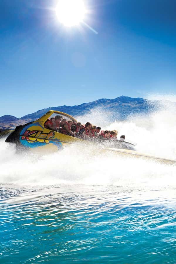 Queenstown: Shotover River and Kawarau River Jet Boat Ride - Equipment and Clothing: How to Stay Warm and Not Miserable