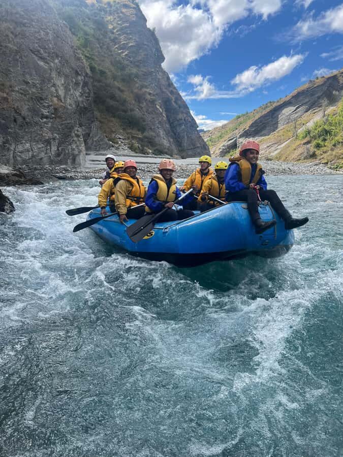 Queenstown: Shotover River Rafting & Skippers Canyon Tour - Getting Kitted Up: Wetsuit, Helmet, and the Fast Change System