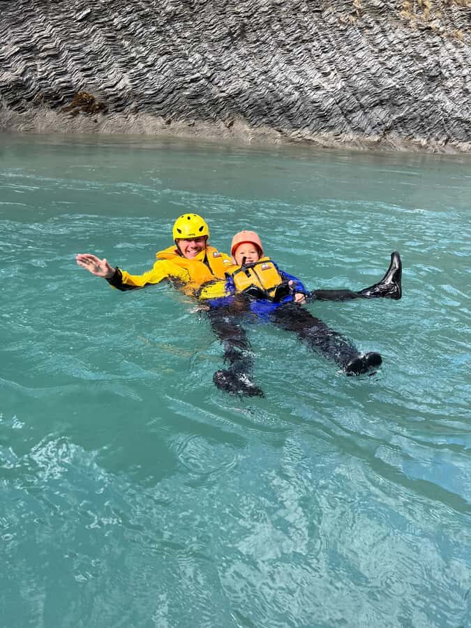 Queenstown: Shotover River Rafting & Skippers Canyon Tour - Snacks, Crew Energy, and Your Comfort Timeline