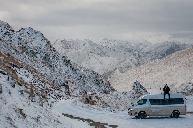 Queenstown: Skippers Canyon Goldrush Small Group Tour - Gantley’s Tavern: the included drink and the 160+ year stop