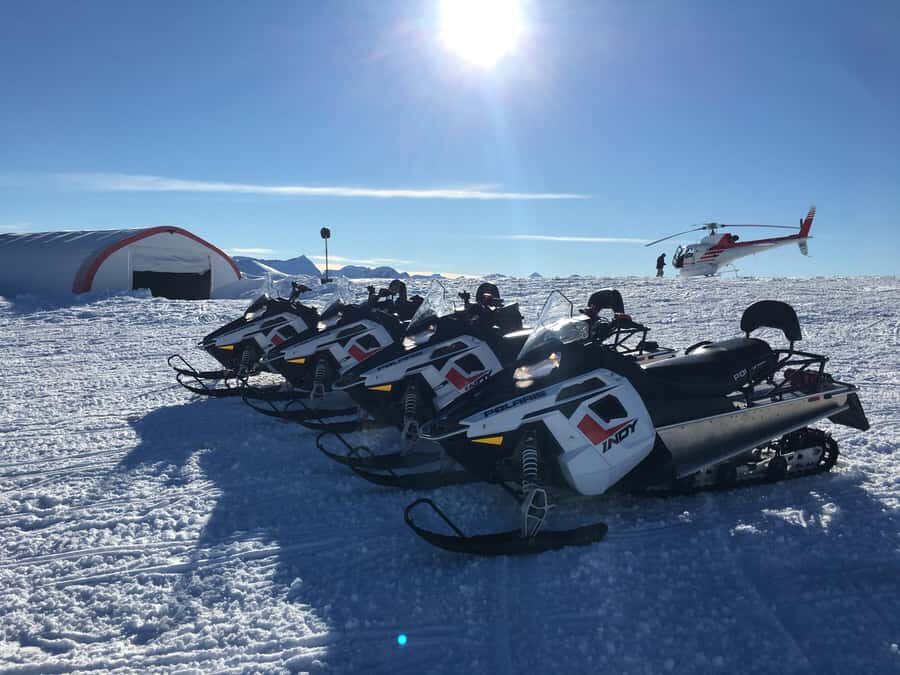 Queenstown: Snowmobiling Experience with Helicopter Flight - The 150-minute flow and the small-group advantage