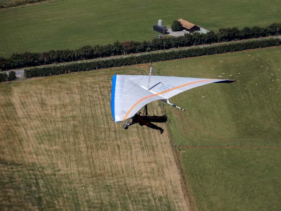 Queenstown: Tandem Hang Gliding Experience - From Ziptrek Shop Check-In to Coronet Peak Launch