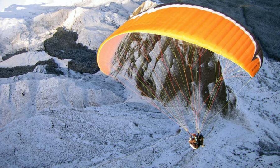Queenstown: Tandem Paraglide - Winter - Coronet Peak 5400ft - Chair-Lift Access and the One Extra Cost to Budget