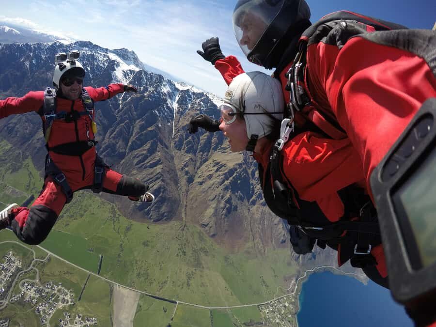 Queenstown: Tandem Skydive Experience - Canopy Ride Over the Wakatipu Basin: The Calm You Earn