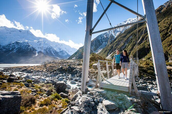 Queenstown to Lake Tekapo via Mt Cook One-Way Small Group Tour - Lake Pukaki: the stop that changes your whole mental picture