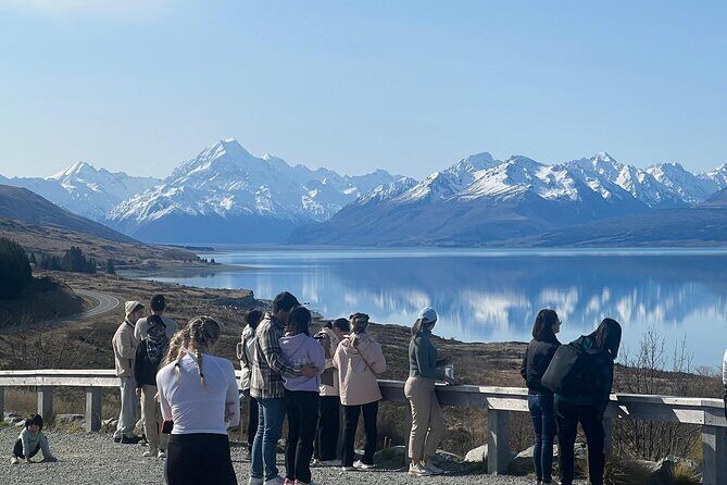 Queenstown to Lake Tekapo via Mt Cook One-Way Small Group Tour - Vans, guides, and the small-group difference (including guide names)