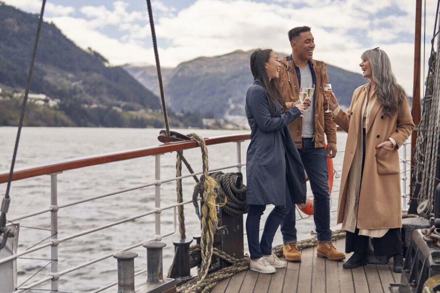 Queenstown: TSS Earnslaw Cruise of Lake Whakatipu - Price and value: is $68 worth it?