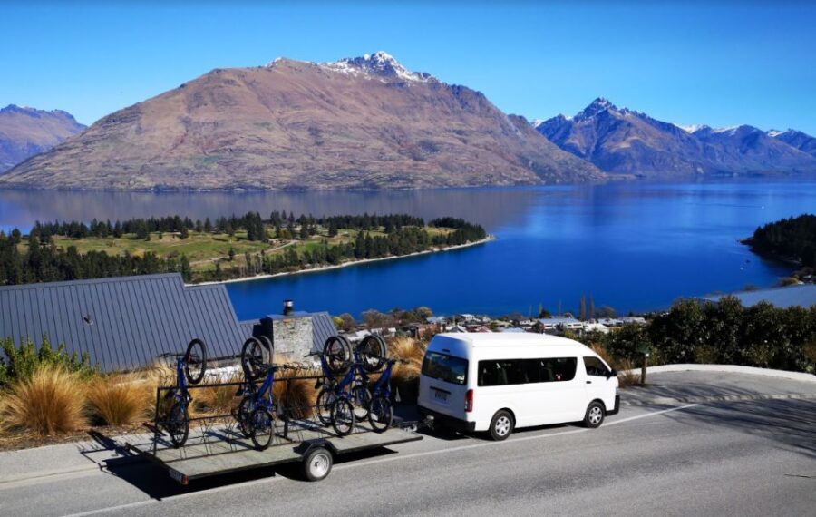 Ride to Riches: Arrowtown to Queenstown with Shuttle - What to pack (and what to wear) for comfort