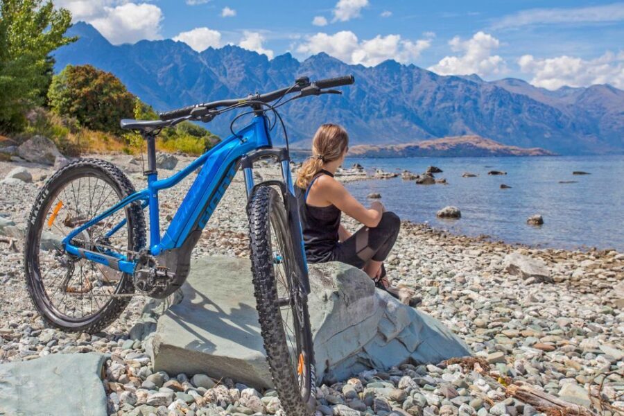 Ride to Riches: Arrowtown to Queenstown with Shuttle - Twin Rivers trail: what seven bridges feels like