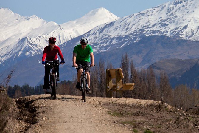Riverside Electric Bike Tour - Bike, helmets, and setup: what’s handled for you