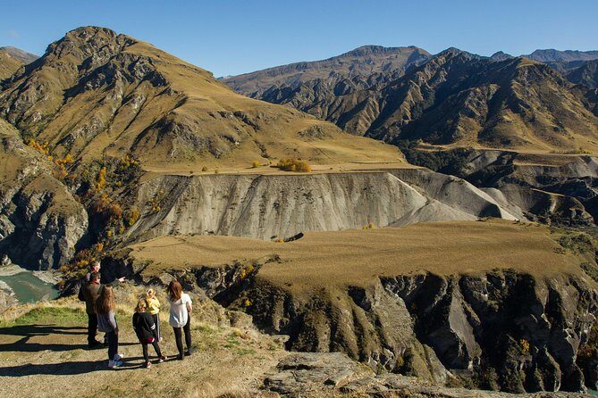 Skippers Canyon 4WD Heritage half day Tour from Queenstown - Deep Creek gold panning: a hands-on stop that actually fits the day