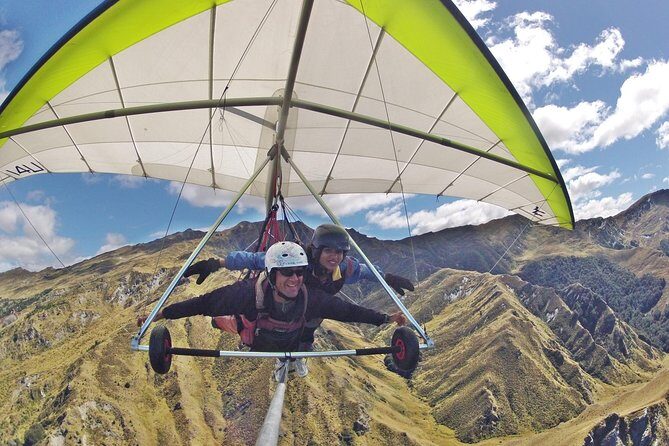 Tandem Hang Gliding - The Views and the Feeling: Why It’s Not Just a Thrill Ride