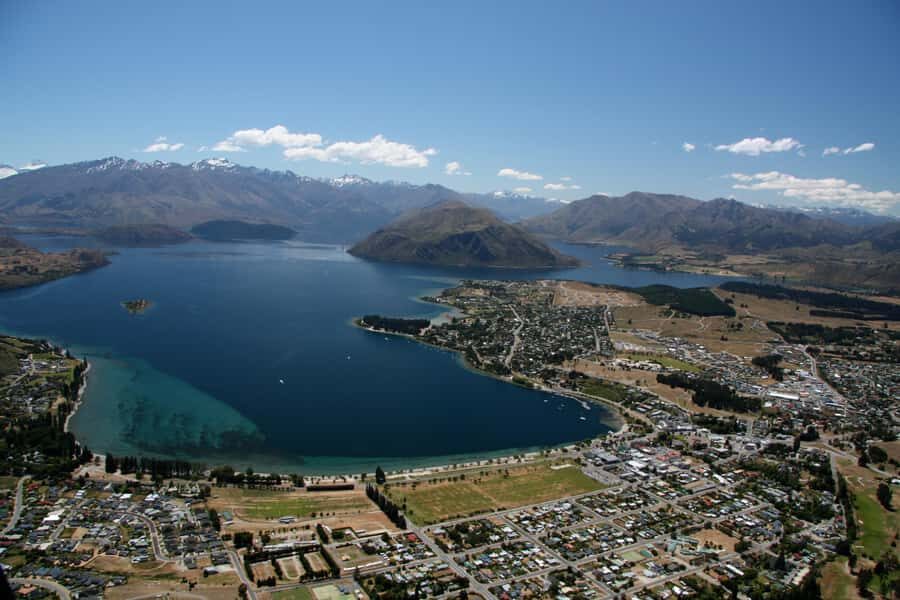 Wānaka: Helicopter Scenic Flight Wānaka Experience - Meeting point and timing: how to set yourself up for an easy day