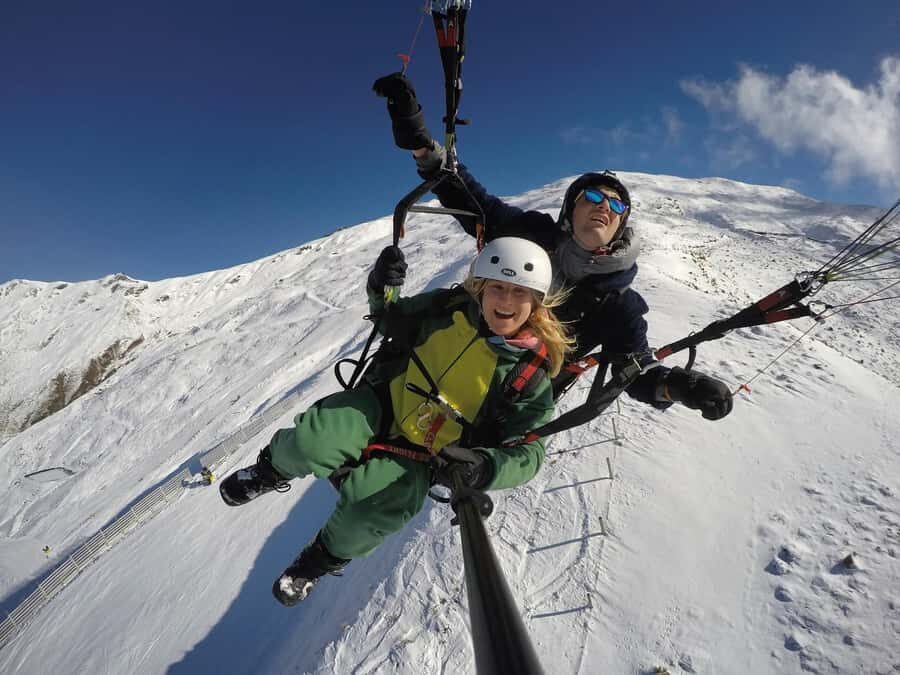 Wanaka: Tandem Paragliding Experience - The Welcome, Check-In, and Courtesy Shuttle to Pub Corner