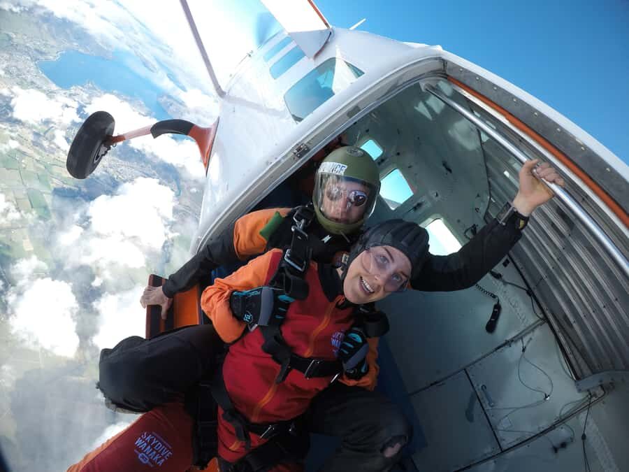 Wanaka: Tandem Skydive Experience - The Jump Moment: Freefall at Up to 200 kph