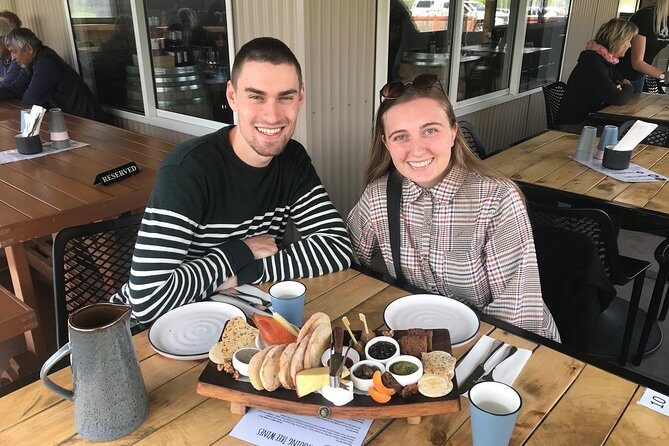 Wine Tour & Maori Culture Wanaka - Food that keeps up with wine: the cheese platter advantage